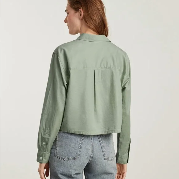 New Everlane The Silky Cotton Way Short Shirt in Laurel Green Size Medium - Picture 3 of 13